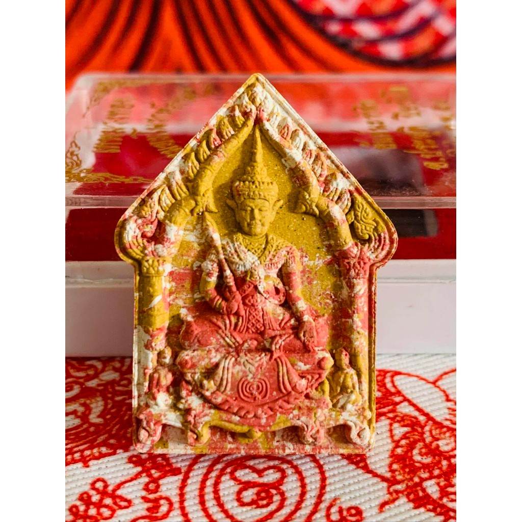 Phra Muan Thong Thep Jam Laeng – Golden Enchanting Amulet of Love, Charm &amp; Prosperity - Thai Blessing Co