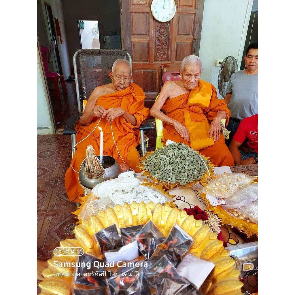 Sarika Bird Amulet by Luang Por Chob – Temple-Blessed Wealth Charm from Nuea Rich Material (Limited Edition 2025) - Thai Blessing Co