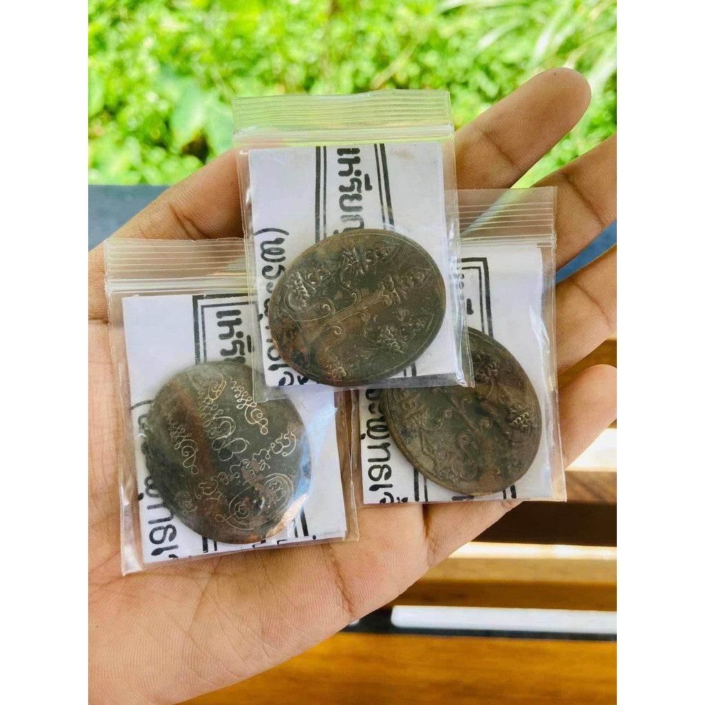 Wealth-Attracting Talisman by Luang Pu Kessam – Blessed Rahu Power for Luck, Prosperity & Protection