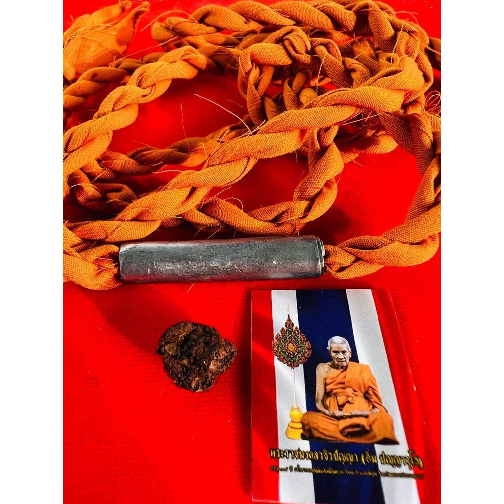 Luang Pu Im's Sacred Set: Robe Thread, Betel Nut &amp; Lead Takrut Blessed Amulet Trio for Charm, Protection &amp; Success – Wat Thung Na Mai x Luang Phor Kliai Blend - Thai Blessing Co