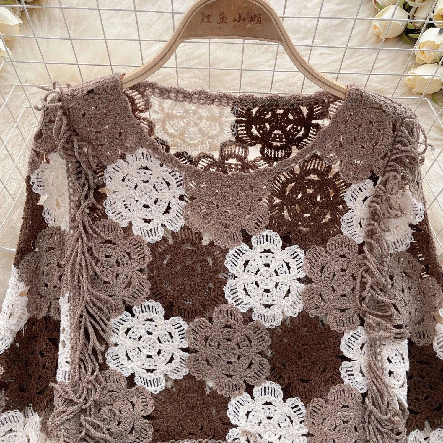 SINGREINY Bohemian Hollow Out Top - Tassels Knit Long Sleeve Blouse with Hook Flower Design for Vintage Y2K Chic Streetwear