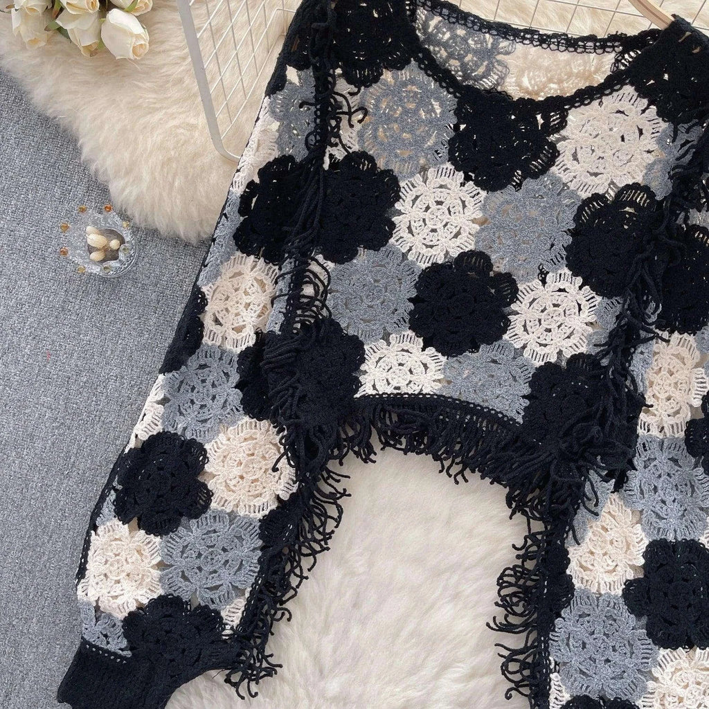 SINGREINY Bohemian Hollow Out Top - Tassels Knit Long Sleeve Blouse with Hook Flower Design for Vintage Y2K Chic Streetwear
