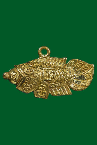 🪬Pla Mor Om Khai “Heaven-Sent Wealth” Talisman – Money-Falls-from-the-Sky Prosperity Fish by Phra Ajahn Nong, Wat Amphawa