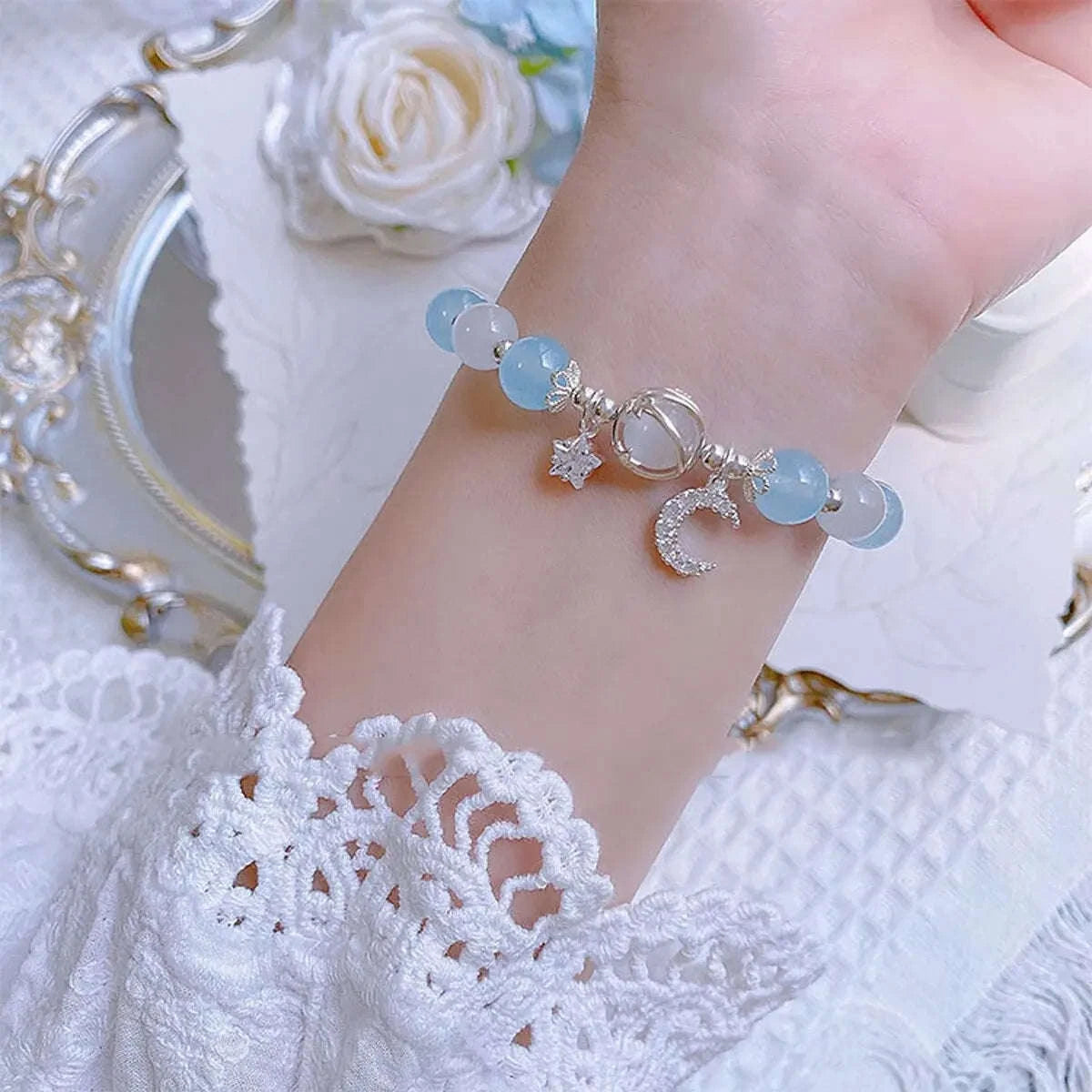 ✨ Starry Cat's Eye Stone Bracelet – Niche Design for Women on Instagram – New Grey Moonlight Star Moon Crystal Jewelry