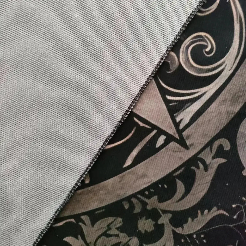 🌙 Starry Constellations Tarot Tablecloth – Elegant Moon & Starry Sky Altar Cloth for Tarot, Astrology, and Witchcraft