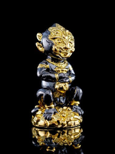 Supreme Phaya Si Hu Ha Ta "Black & Gold Patterned Samrit" Sculptural Statue Amulet - Khru Ba Tao Wat Thung Setthi (Wat Ubosot Ban Lao) 2024 (Master Black-Gold Edition) Thai Blessing Co By RURUECHA