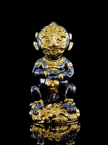 Supreme Phaya Si Hu Ha Ta "Black & Gold Patterned Samrit" Sculptural Statue Amulet - Khru Ba Tao Wat Thung Setthi (Wat Ubosot Ban Lao) 2024 (Master Black-Gold Edition) Thai Blessing Co By RURUECHA