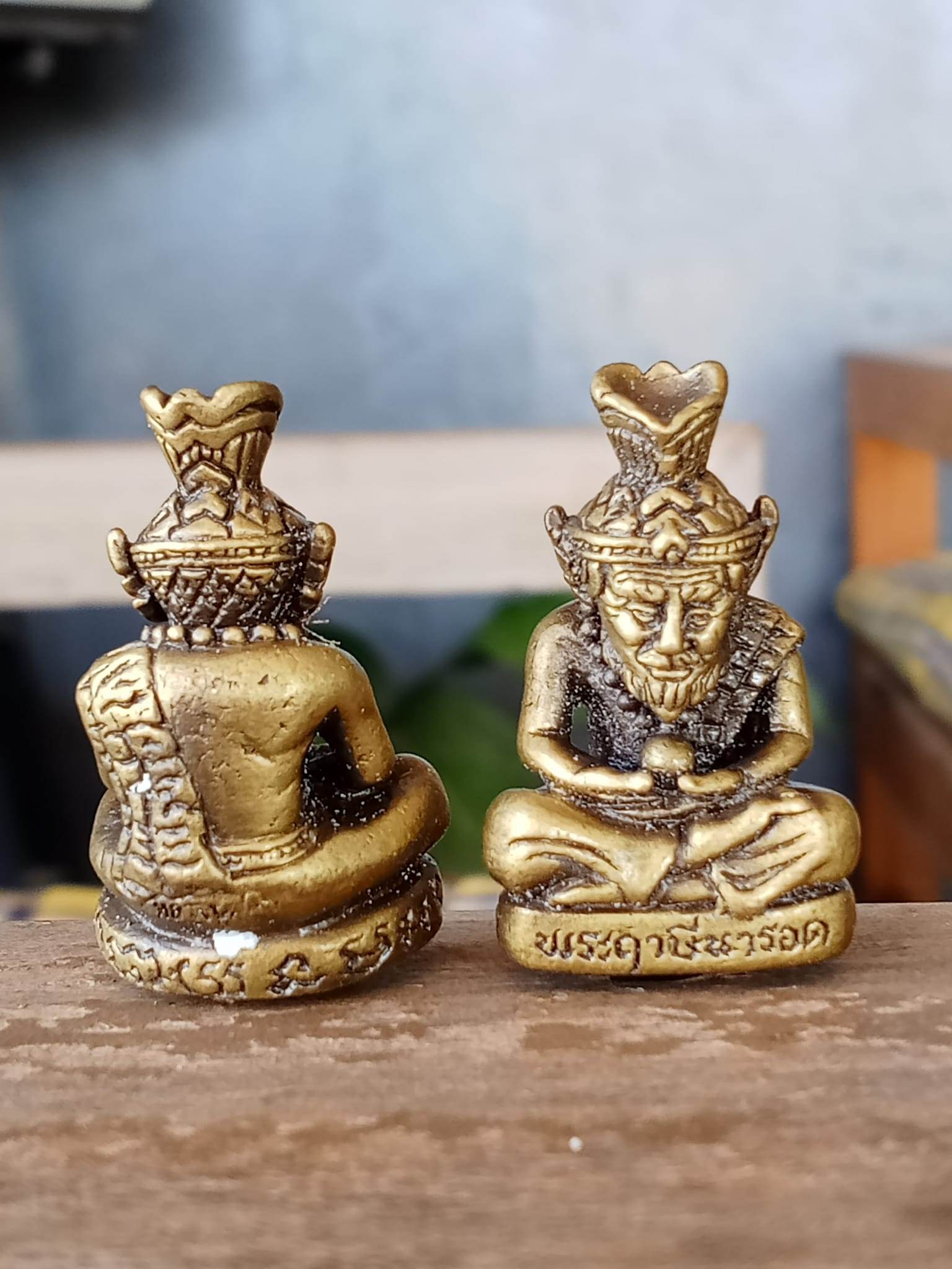 Bronze Supreme Ruesi Narot amulet statue depicting a seated figure for spiritual blessings