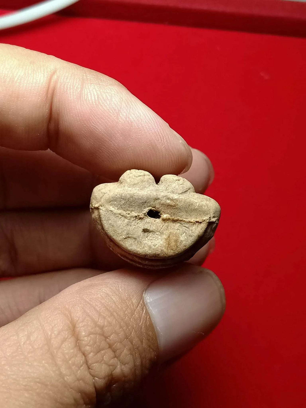 Ta Khun Chang Nguad Ngong Amulet by Luang Pu Khui for Abundance and Prosperity