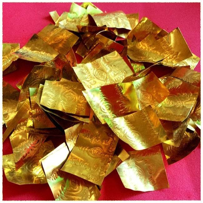 Golden Takrud Maha Phitsawat love charm squares for attracting love and positivity