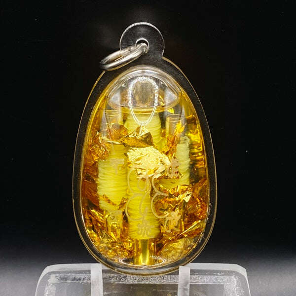 Takrud Sam Sian Thlom Bon Amulet - Moringa Parasitic Oil for Divine Protection and Fortune