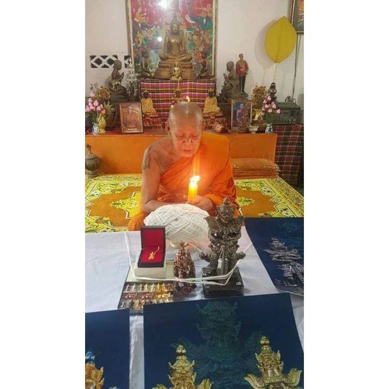 👹 THE KING OF TREASURES: THAO WESSUWAN ✨ The Emperor of Riches: Luang Pu Kun "Thao Wessuwan Raja Sub" Sacred Sculpture – Silver-Plated Bronze with Royal Enamel for Wealth Mastery & Eternal Protection