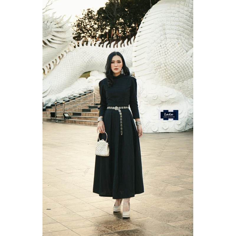 Thai Boromphiman Inspired Blouse with Black Pleated Twill Skirt Set – Luxurious Simple Elegance for Women One-Sake.com L S M S-M-L-XL-