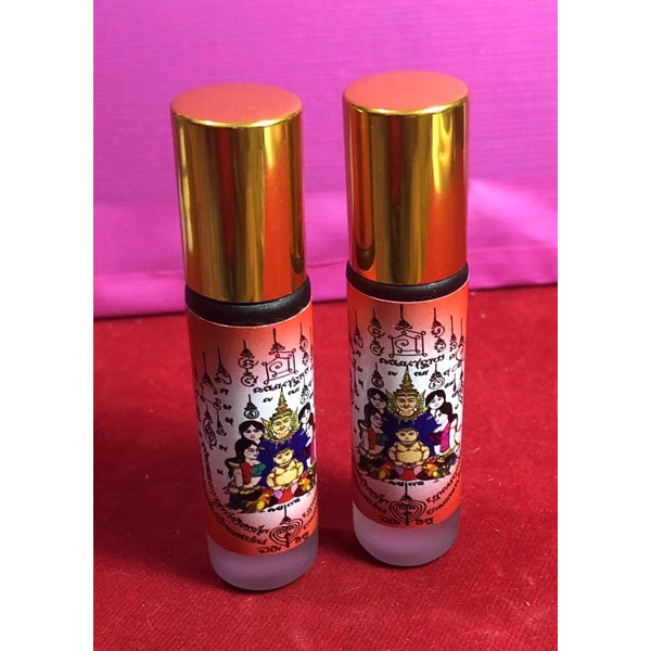 🍯 Nang Lom "The Enchantress Circle" Oil: The Sovereign Essence of Irresistible Fascination by Luang Pu Kampeng