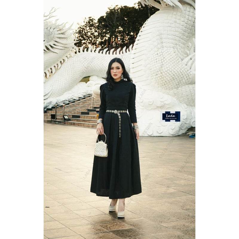 Thai Boromphiman Inspired Blouse with Black Pleated Twill Skirt Set – Luxurious Simple Elegance for Women One-Sake.com L S M S-M-L-XL-