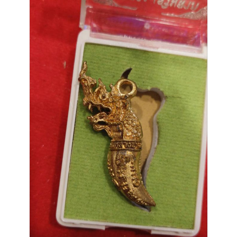 🐍💎 Supreme Crystal Naga Fang Talisman – "Nun Duang Serm Laph" Edition for Destiny Boost & Wealth Surge