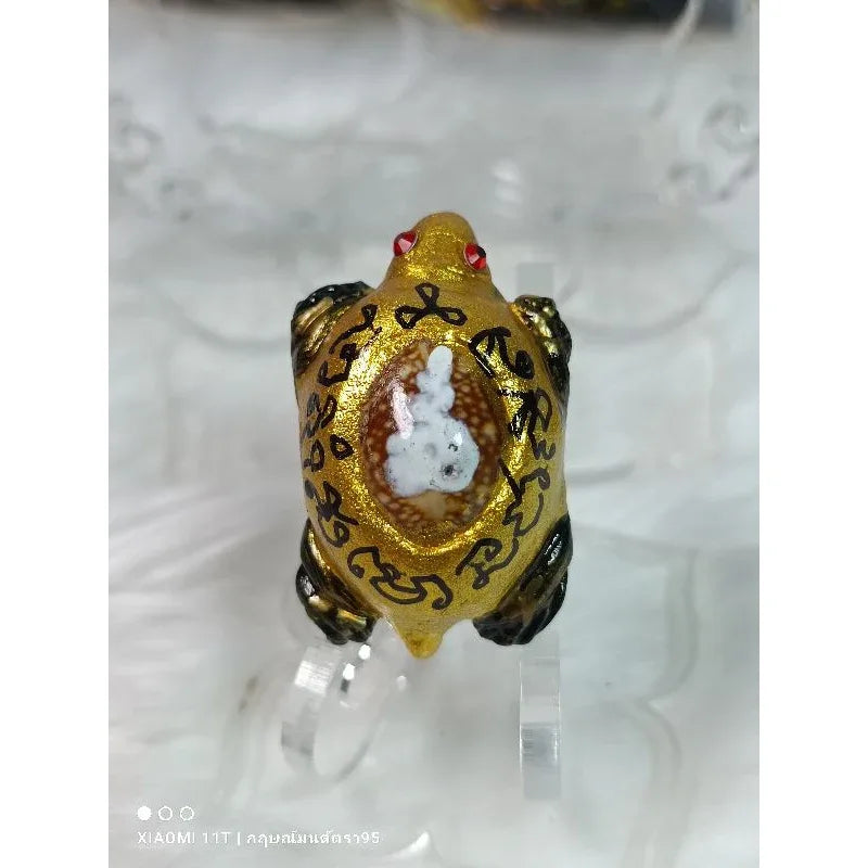 🐢 "Wealth Turtle" Bia Gae Shell Amulet: Maha Phokhasap Edition – Blessed by Luang Phor Chalerm (Wat Sam Krabue Phueak) – Lineage of Luang Pu Liu