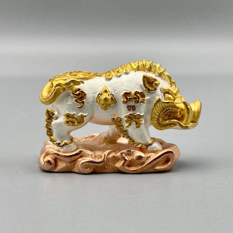 Wild Boar Amulet – “Khot Setthi” Edition | Luang Pho Wan, Wat Klong Khun, Phichit 2018 | Triple-Gold Plated Metal | Serial Numbered - Thai Blessing Co
