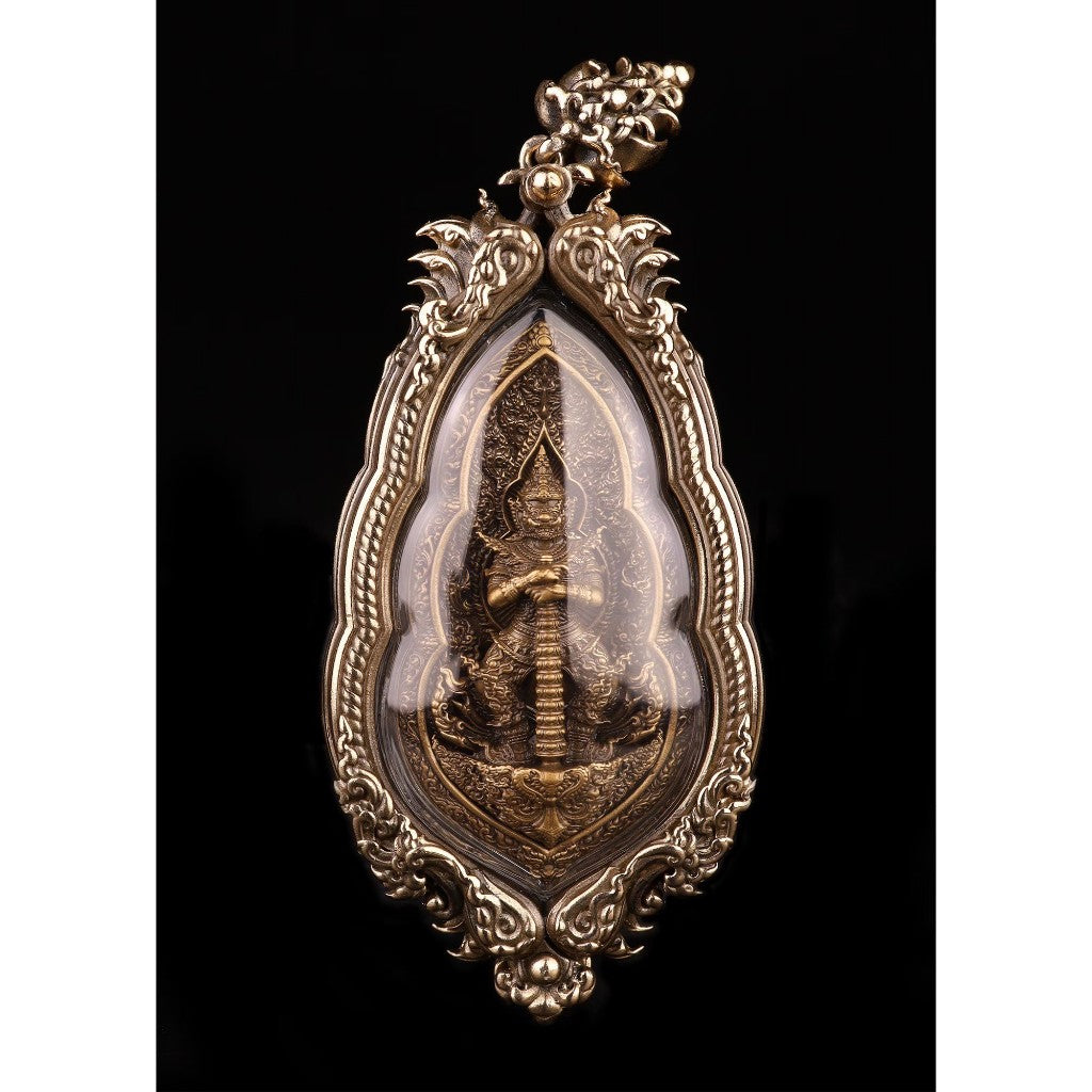Thao Wessuwan Authentic Rare Vessavana Amulet
