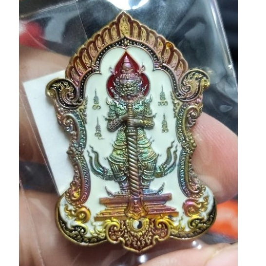 Powerful Thaowessuwan Unleash Divine Protection & Wealth