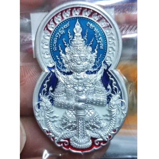 Attract Endless Wealth and Supreme Protection with Authentic Duang Setthi Thaowessuwan Medal Blessed by Luang Pho Phat