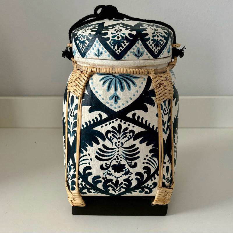Lanna Bamboo Rice Box with Floral Pattern – Handmade Thai Storage Jar in 18x29cm | Decorative &amp; Functional Bamboo Basket from Northern Thailand One-Sake.com D4 D1 D3 D1-D3-D4-D5-D2-D6-D7-D8-D9-D10-D11-D12-D13-D14-D15-D16-D17-D18-D19-D20-D21-D22-D23-D24-D25 Premium paint-D26-D27 Premium1-D28-D29-D30-D31-D32-D33-D34-D35-D36-