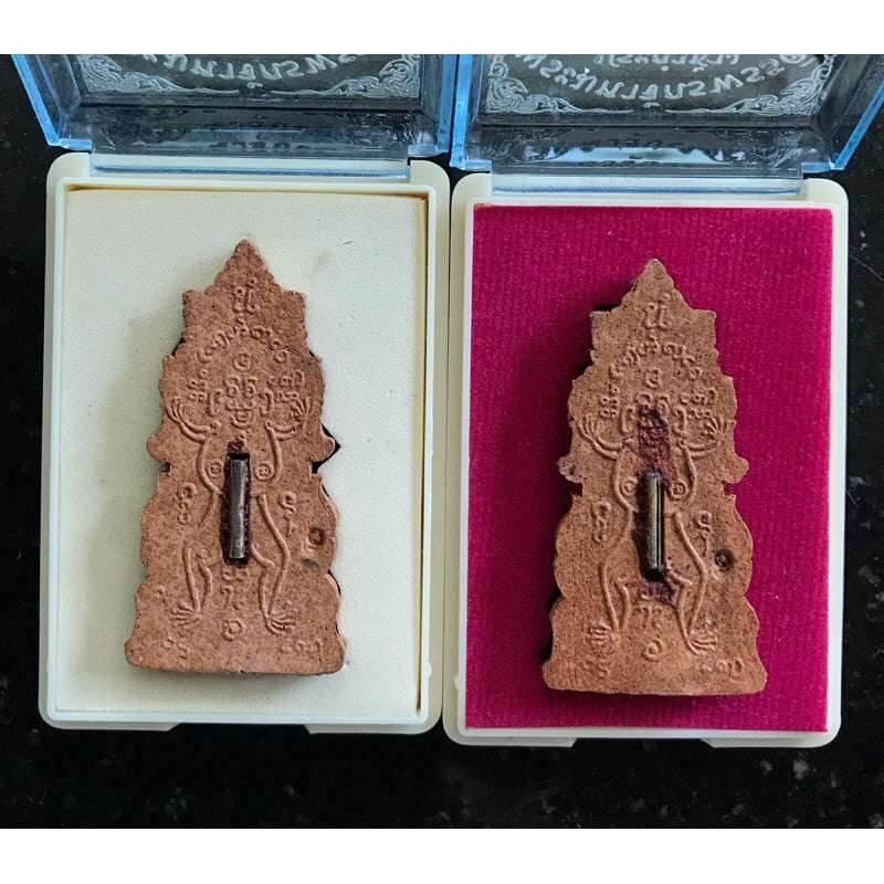 Supreme Maha Chakrapat Amulet with Powerful Pakam Chang Cord – Transform Your Life, Conquer Challenges, and Achieve Abundance