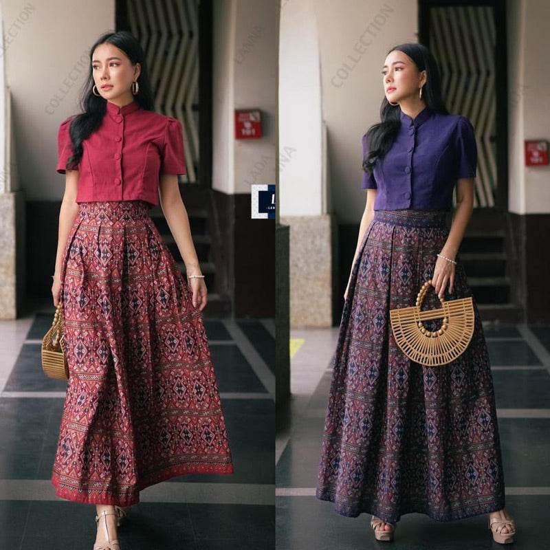 Jitlada Crop Top &amp; Praewa Print Pleated Skirt Set – Wine Red &amp; Navy Blue | Stylish Cotton Outfit for Women in S–XL Sizes One-Sake.com แดงไวน์ / L แดงไวน์ / S แดงไวน์ / M แดงไวน์ / S-แดงไวน์ / M-แดงไวน์ / L-แดงไวน์ / XL-กรม / S-กรม / M-กรม / L-กรม / XL-