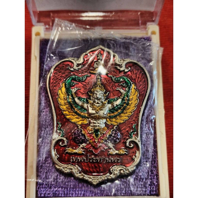 🦅 “Divine Garuda Suren Blessing Shield” Amulet – Paya Suren Thrachit “Heaven’s Blessing” Edition by Luang Pu Prasit for Protection, Success & Good Fortune