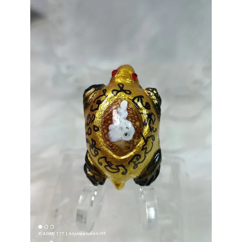 🐢 "Wealth Turtle" Bia Gae Shell Amulet: Maha Phokhasap Edition – Blessed by Luang Phor Chalerm (Wat Sam Krabue Phueak) – Lineage of Luang Pu Liu
