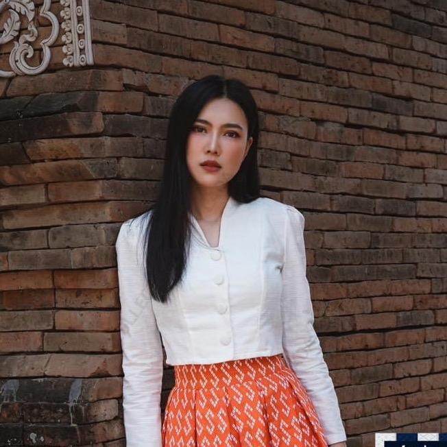 New Long-Sleeve Collar Top in Cotton Fabric – Multiple Colors | S–XL Sizes for Women One-Sake.com ขาว / L ขาว / S ขาว / M ขาว / S-ขาว / M-ขาว / L-ขาว / XL-ขาว / XXL-ชมพู / S-ชมพู / M-ชมพู / L-ชมพู / XL-ชมพู / XXL-ส้มสว่าง / S-ส้มสว่าง / M-ส้มสว่าง / L-ส้มสว่าง / XL-ส้มสว่าง / XXL-ส้มอิฐ / S-ส้มอิฐ / M-ส้มอิฐ / L-ส้มอิฐ / XL-ส้มอิฐ / XXL-ดำ / S-ดำ / M-ดำ / L-ดำ / XL-ดำ / XXL-เขียวฟ้า / S-เขียวฟ้า / M-เขียวฟ้า / L-เขียวฟ้า / XL-เขียวฟ้า / XXL-ม่วง / S-ม่วง / M-ม่วง / L-ม่วง / XL-ม่วง / XXL-