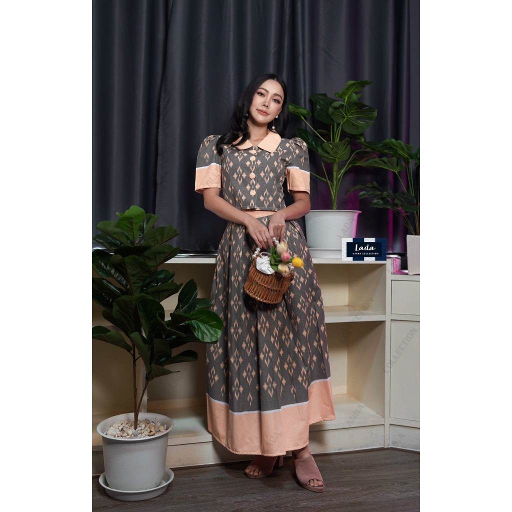 Pastel Krok Dork Kaew Blouse &amp; Pleated Skirt Set – 3 Colors | Modest Cotton Outfit for Women One-Sake.com ครีม / L ครีม / S ครีม / M ครีม / S-ครีม / M-ครีม / L-ครีม / XL-ม่วง / S-ม่วง / M-ม่วง / L-ม่วง / XL-เทา / S-เทา / M-เทา / L-เทา / XL-