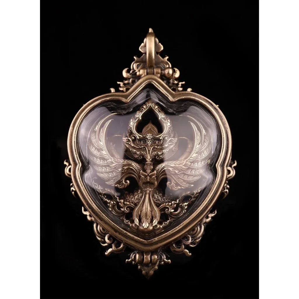 Supreme Garuda Amulet for Wealth and Protection – Thai Blessing Charm