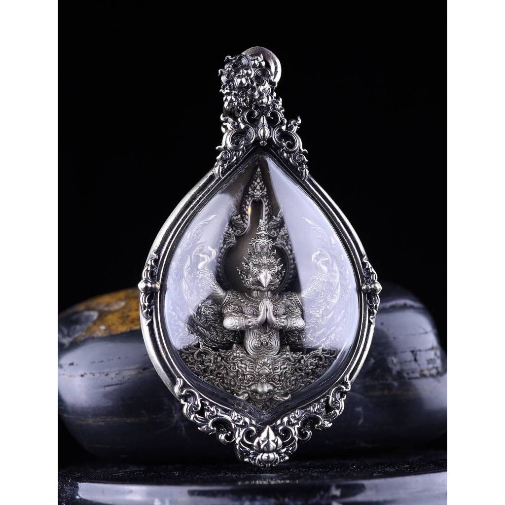 Garuda Galasubhan Silver Amulet Unleash Power, Wealth, and Divine Protection
