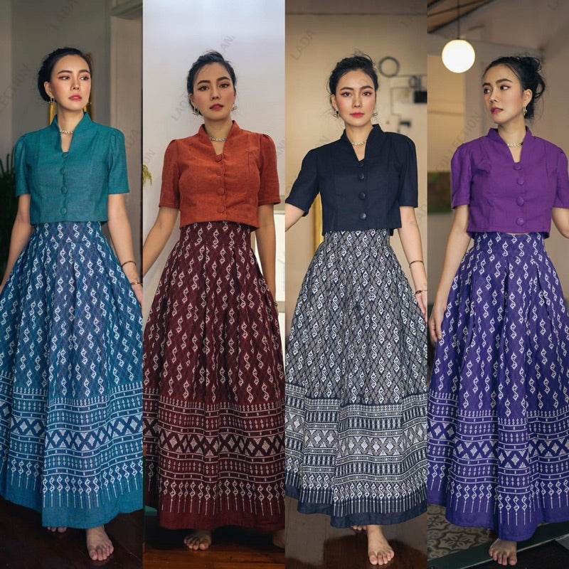 Must-Have Collar Short Sleeve Top &amp; Royal Request Print Pleated Skirt Set – Terracotta Orange, Black, Purple &amp; Green | Traditional Thai Cotton Outfit for Women One-Sake.com ดำ / L ดำ / S ดำ / M ดำ / S-ดำ / M-ดำ / L-ดำ / XL-ส้มอิฐ / S-ส้มอิฐ / M-ส้มอิฐ / L-ส้มอิฐ / XL-เขียว / S-เขียว / M-เขียว / L-เขียว / XL-ม่วง / S-ม่วง / M-ม่วง / L-ม่วง / XL-แดง / S-แดง / M-แดง / L-แดง / XL-กรม / S-กรม / M-กรม / L-กรม / XL-
