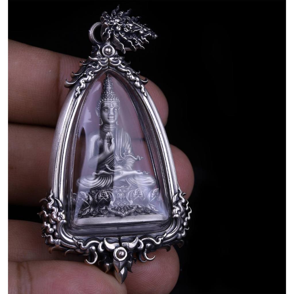 Blessing Buddha Amulet – Sacred Thai Buddhist Pendant for Protection, Prosperity & Inner Peace