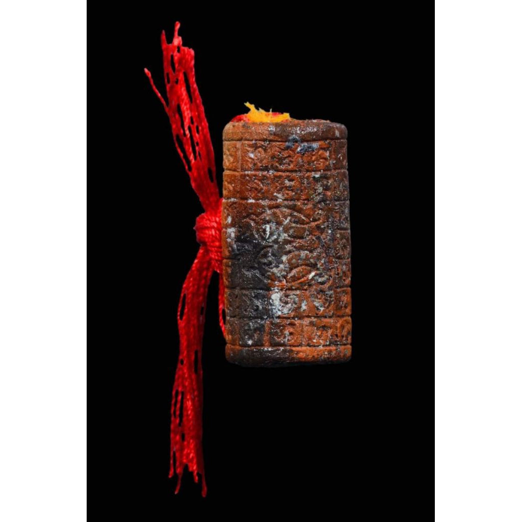 ✨ Sarika Love Enchantment Takrut – Luang Pu Sak Samahito 8 Buddha Lords Fired Clay Amulet for Irresistible Charm & Attraction 🕊️