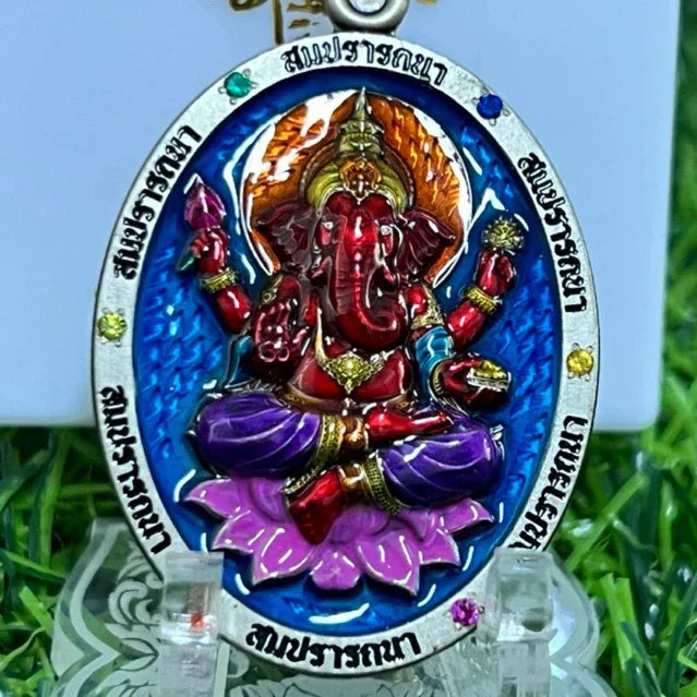 Receive Divine Blessings with Authentic Sompranthana Phra Pikanet Medal Empowered at Thewathasan Sanctuary