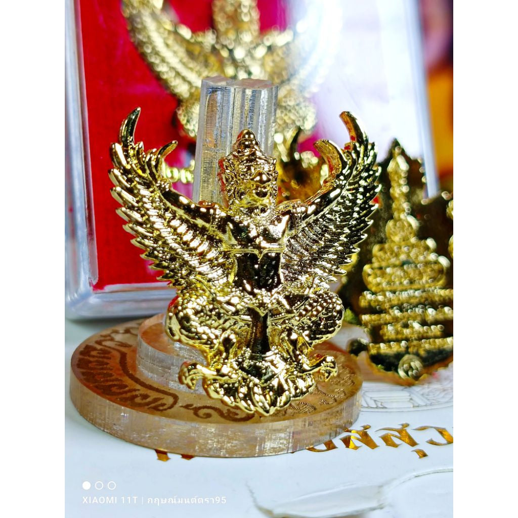 🦅 Phaya Krut Royal Kathina 2021 Amulet – Golden Garuda of Power, Authority & Prosperity by Luang Phor Warah, Wat Pho Thong, Bangkok Default Title