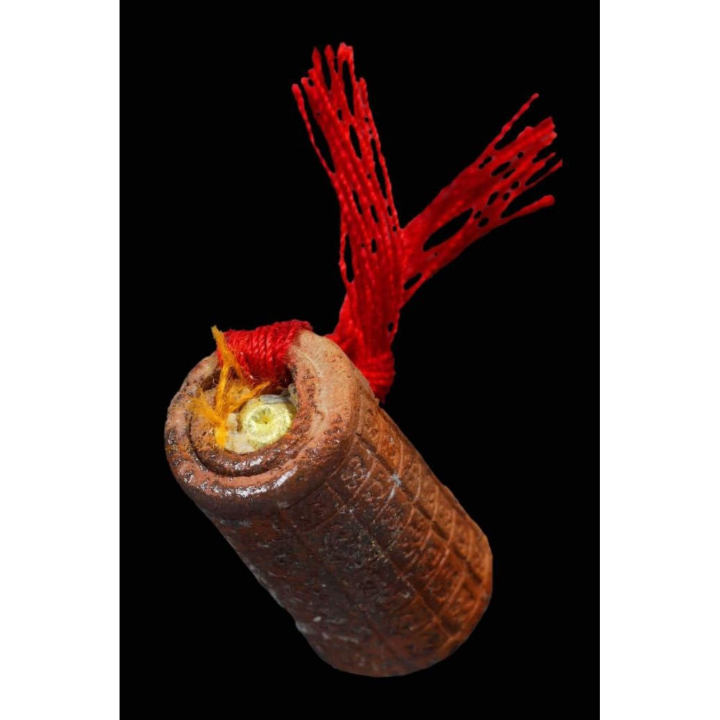 ✨ Sarika Love Enchantment Takrut – Luang Pu Sak Samahito 8 Buddha Lords Fired Clay Amulet for Irresistible Charm & Attraction 🕊️