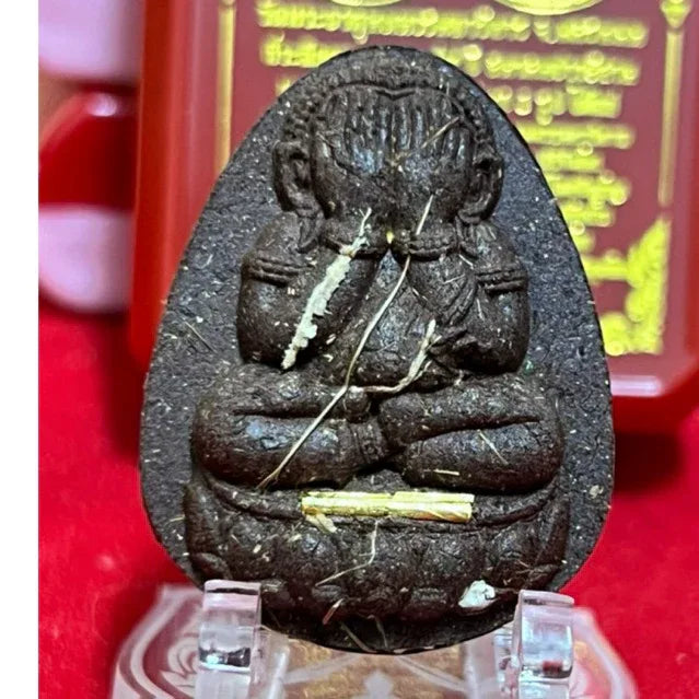 Phra Pidta Amulet Wealth Protection - Duang Setthi Amulet by Luang Pu Sila Sirijanto