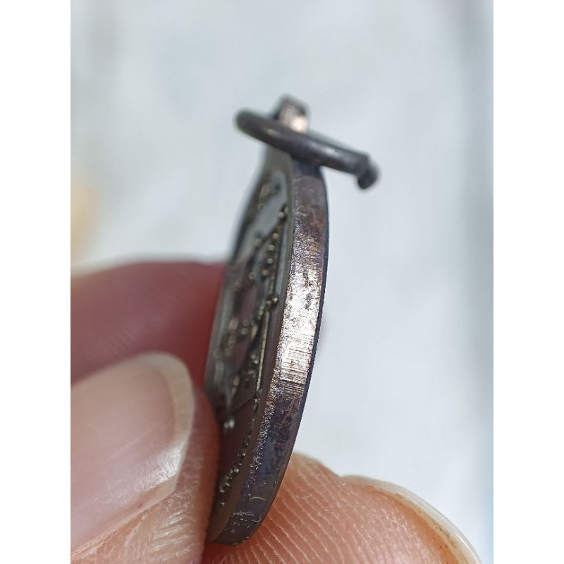 🪙 Thao Wessuwan Melon Seed Coin – Celestial Wealth Guardian from Wat Suthat Ubosot Ceremony 2560 BE (Copper Edition)