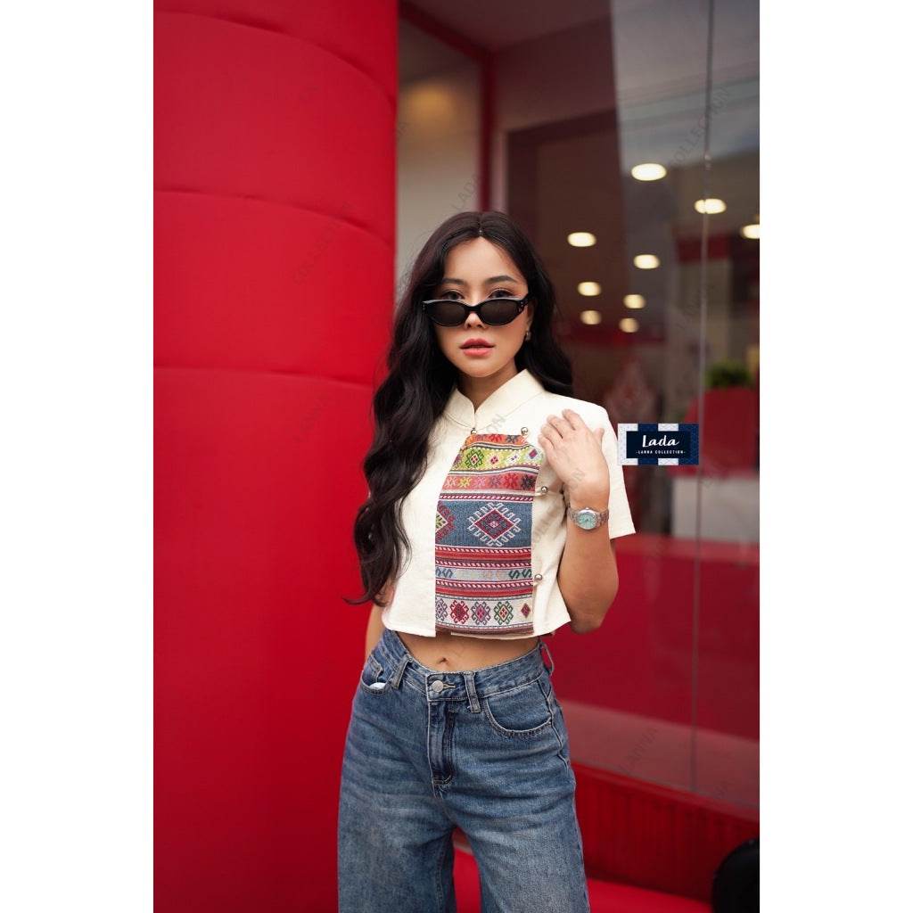 New Cream &amp; Black Stiffened Cotton Mandarin Collar Blouse – Tai Lue Woven Pattern | S–XL Sizes for Women One-Sake.com ดำ / L ดำ / S ดำ / M ดำ / S-ดำ / M-ดำ / L-ดำ / XL-ครีม / S-ครีม / M-ครีม / L-ครีม / XL-