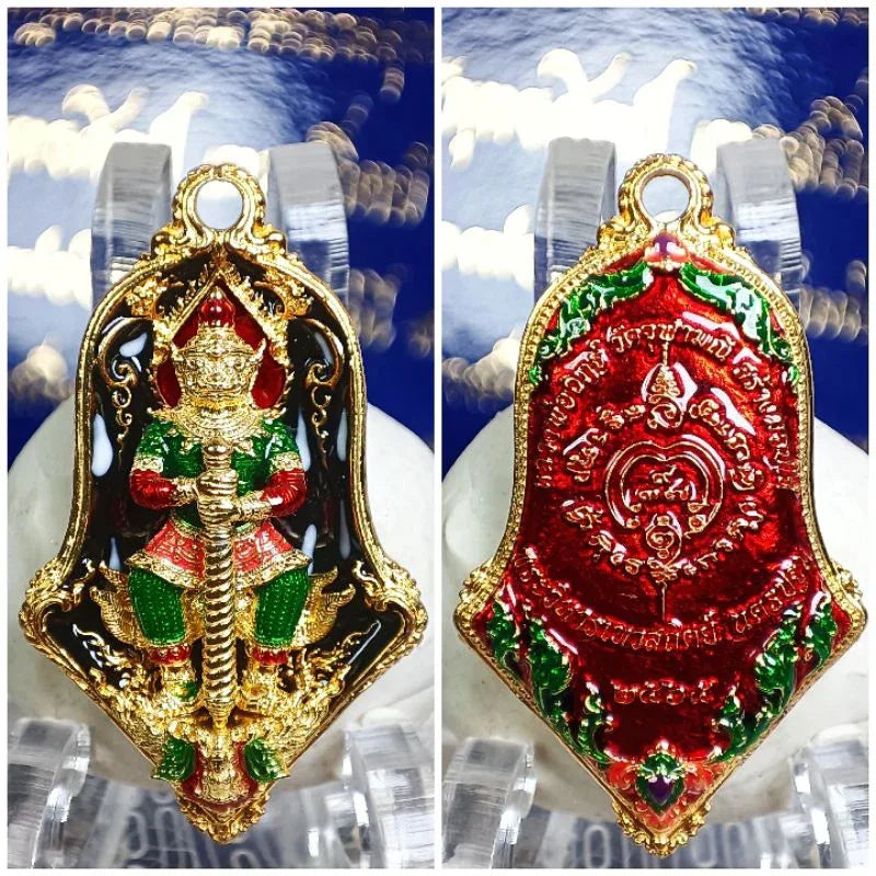 Divine Lord Vishnu Amulet - Taowessuwan's Guardian for Wealth and Protection