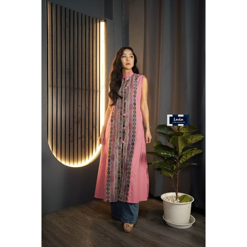 Elegant Diamond Jacquard Long Wrap Coat in Pink – Woven Cotton Fabric | M &amp; XL Sizes for Women One-Sake.com อก32-36 อก38-40 อก32-36-อก38-40-