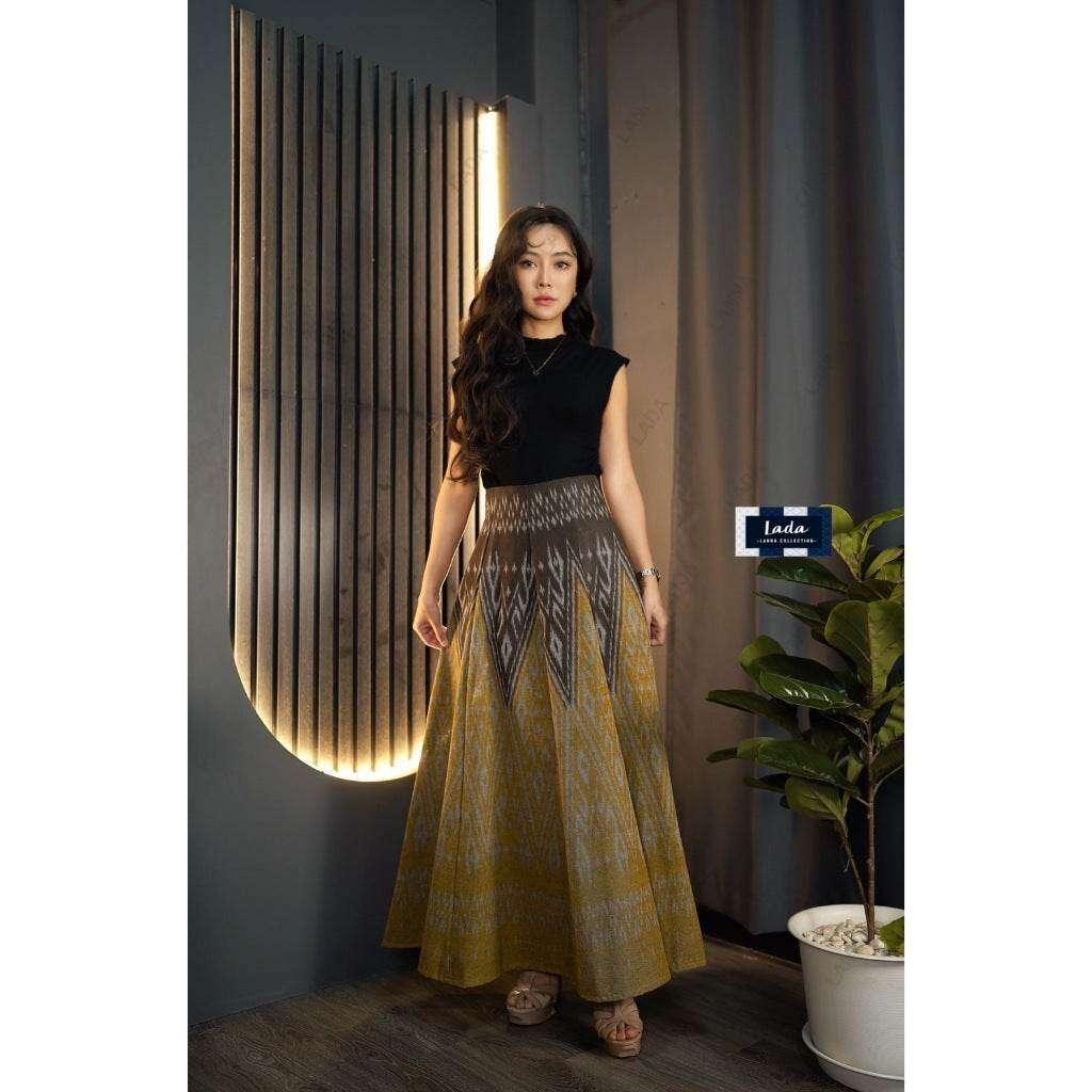New Two-Tone Cotton Pleated Skirt for Women – High Waist Design with Zipper Back | Sizes S–XL Available เหลือง