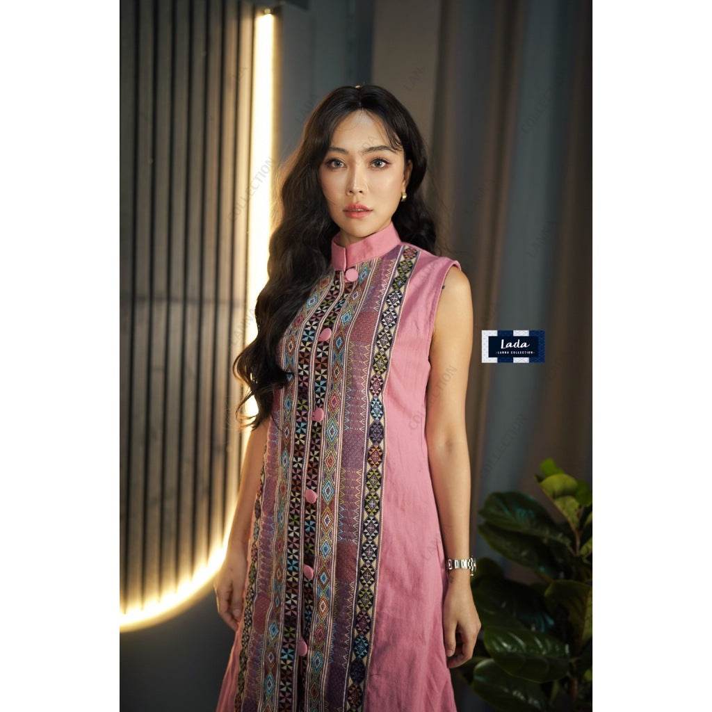 Elegant Diamond Jacquard Long Wrap Coat in Pink – Woven Cotton Fabric | M &amp; XL Sizes for Women One-Sake.com อก32-36 อก38-40 อก32-36-อก38-40-