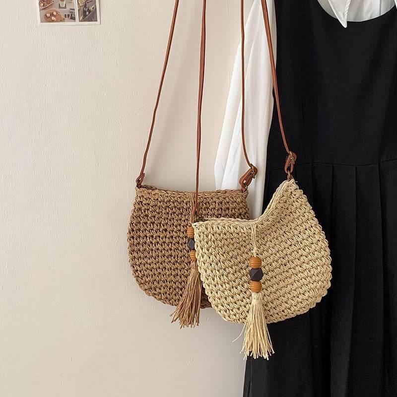 New Retro Tassel Woven Crossbody Bag for Women - Vintage Cotton Rope Shoulder Bag with Leather Strap & Zip Closure, 25cm Width
