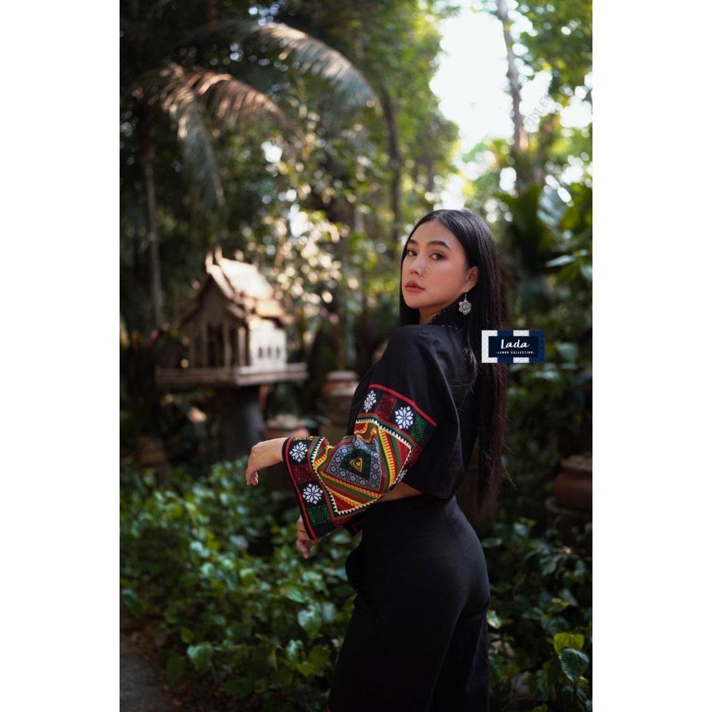 New Black Tai Print Poly Set – Wrap Top &amp; Wide-Leg Pants in Cream &amp; Black | Women’s Stylish Outfit for Daily Wear One-Sake.com ดำ / L ดำ / S ดำ / M ดำ / S-ดำ / M-ดำ / L-ดำ / XL-ครีม / S-ครีม / M-ครีม / L-ครีม / XL-