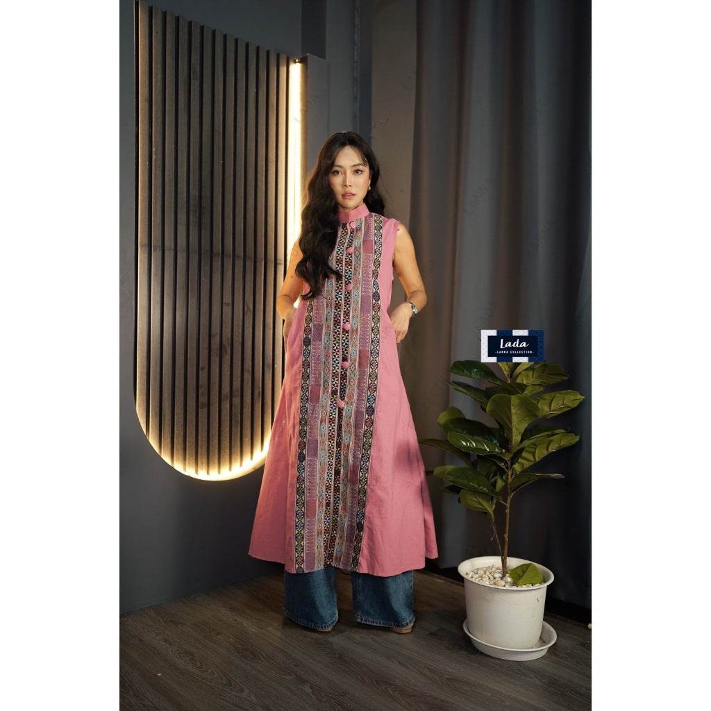 Elegant Diamond Jacquard Long Wrap Coat in Pink – Woven Cotton Fabric | M &amp; XL Sizes for Women One-Sake.com อก32-36 อก38-40 อก32-36-อก38-40-